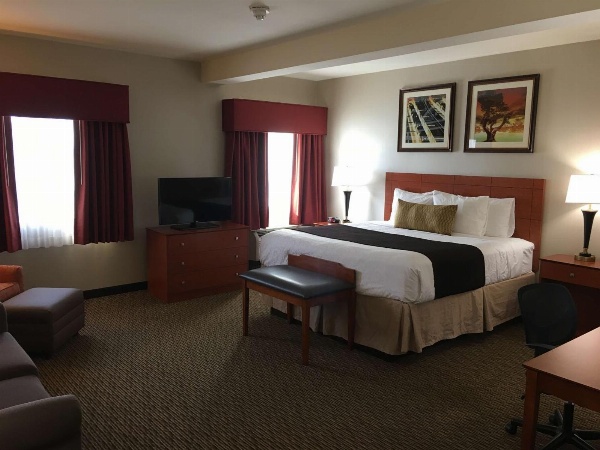 Best Western Plus Arrowhead Hotel Main image